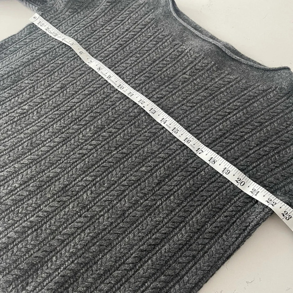 Vince | Yak Wool Boat Neck Cable-knit Sweater, Small - Picture 9 of 9